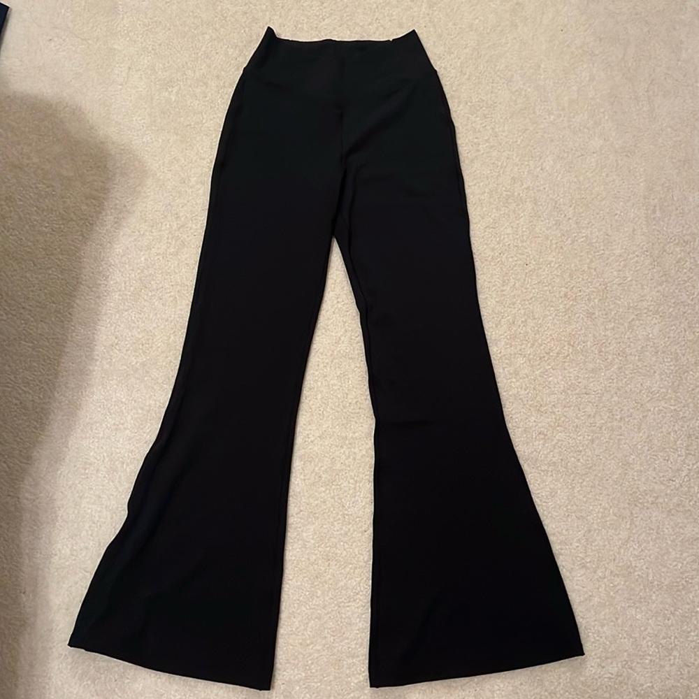 halara crossover flare pants